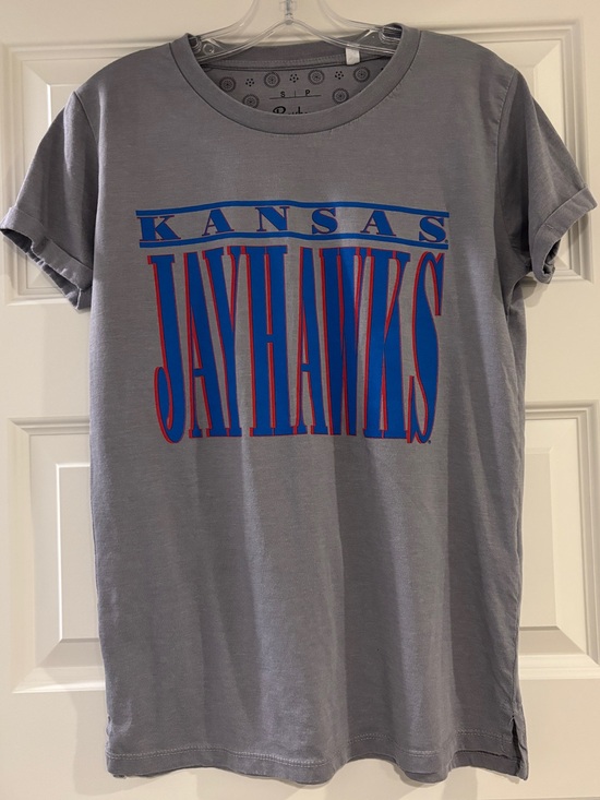 Tops - Kansas Jayhawks Graphic Tee in Gray with Blue & Red Print